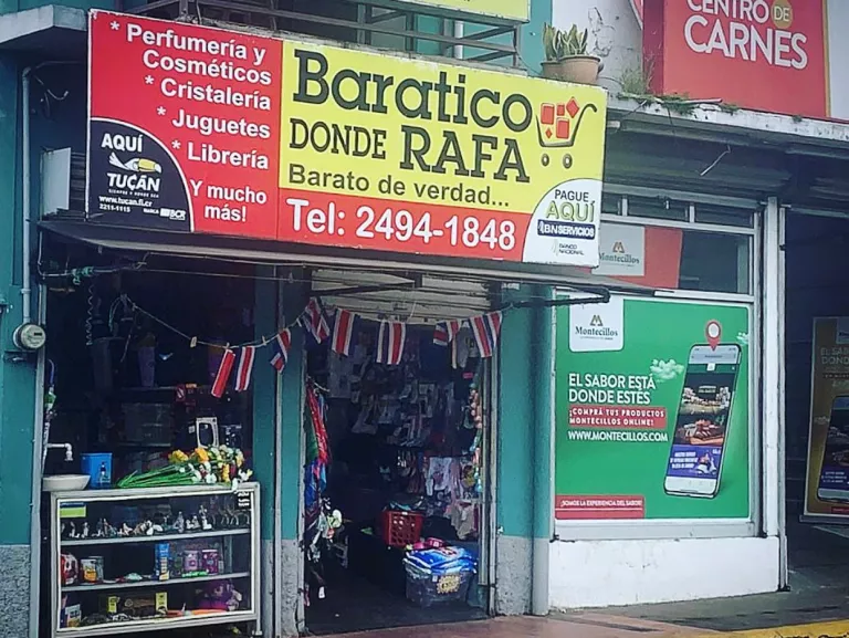 Comercios se benefician de Parquímetros Inteligentes Comercios se benefician de Parquímetros Inteligentes