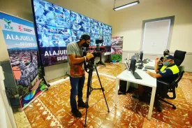 Trabajo de oficiales con las cámaras IBUX fue captado por varios medios de comunicación